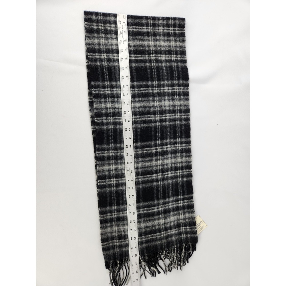 NWT John Hanly & Co Woven in Ireland 100% Lambswool Scarf Black Plaid Fringe - Picture 7 of 11